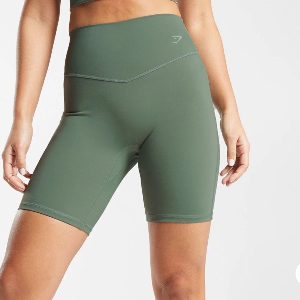 GYMSHARK‎ ELEVATE CYCLING SHORTS Green Womens XS & L NWT in packaging